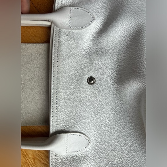 Longchamp White Leather Le Pliage Tote Bag - Picture 14 of 16